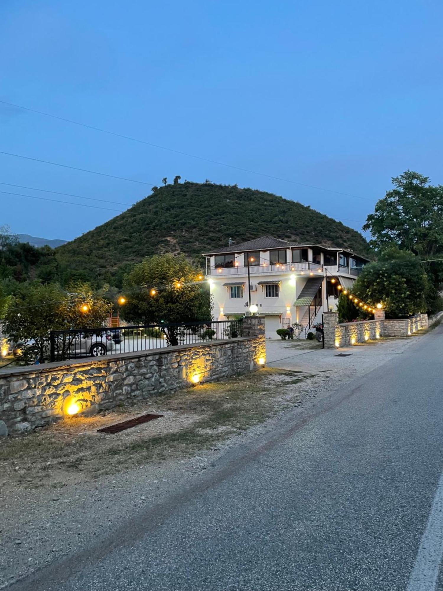 Hotel Aroma Përmet المظهر الخارجي الصورة