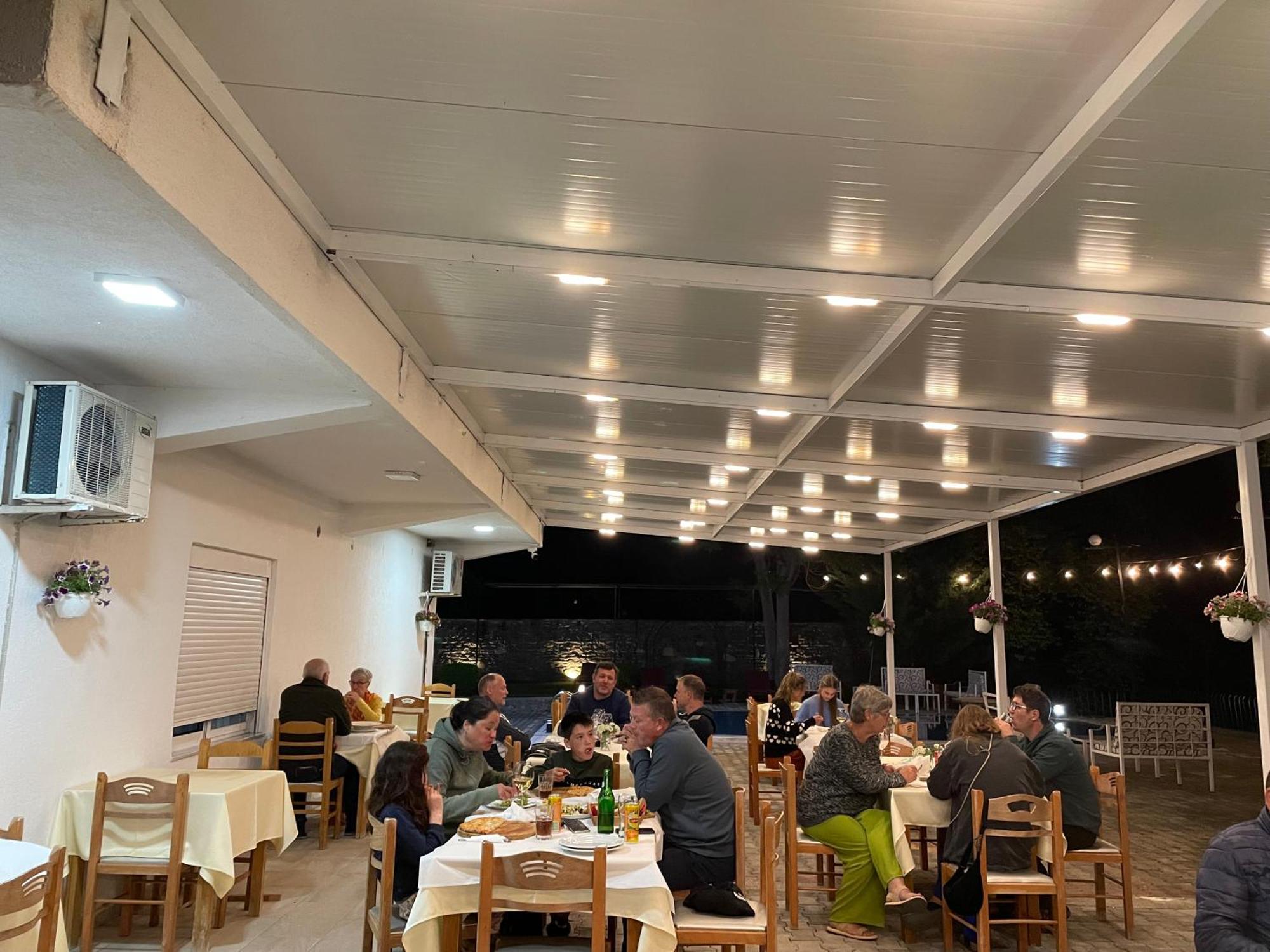 Hotel Aroma Përmet المظهر الخارجي الصورة